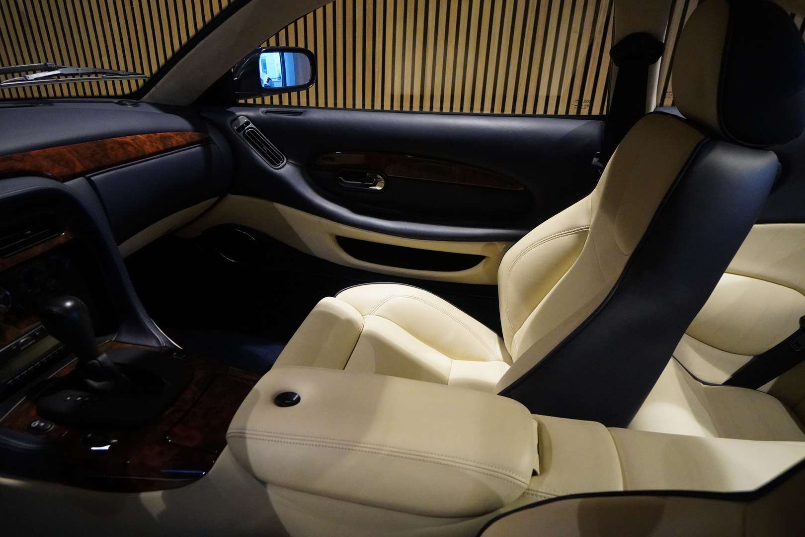 Aston Martin DB7 Vantage Coupé V12 - 2004 - Joinsteer - #7