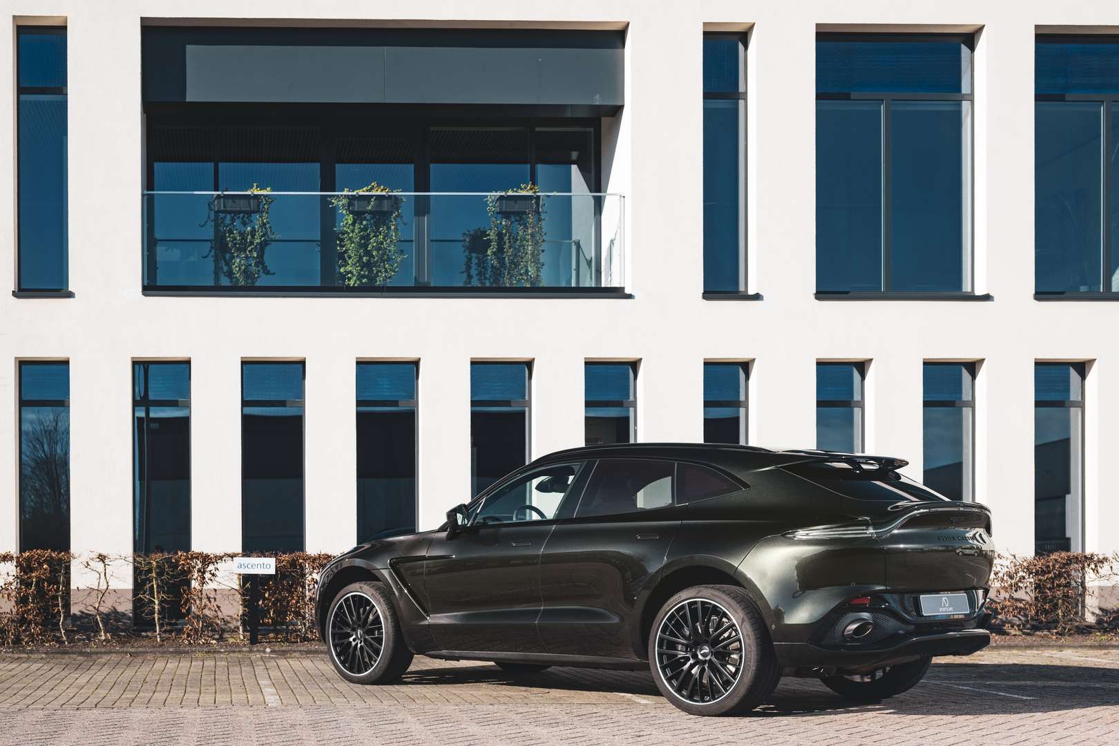 Aston Martin DBX - 2022 - Joinsteer - #5