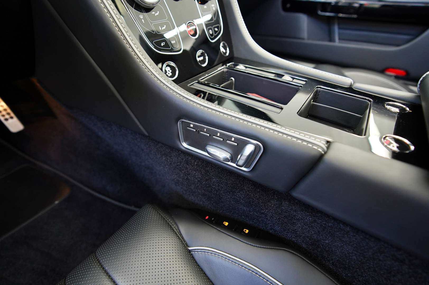 Aston Martin DB9 Volante GT - 2017 - Joinsteer - #18