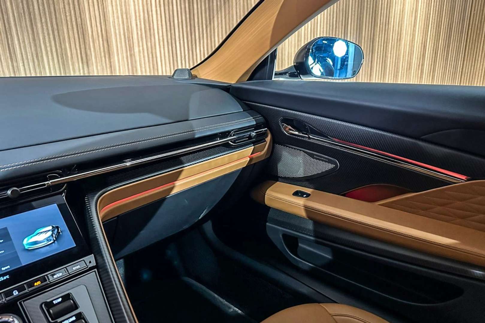 Aston Martin DB12 4.0 V8 - 2025 - Joinsteer - #23