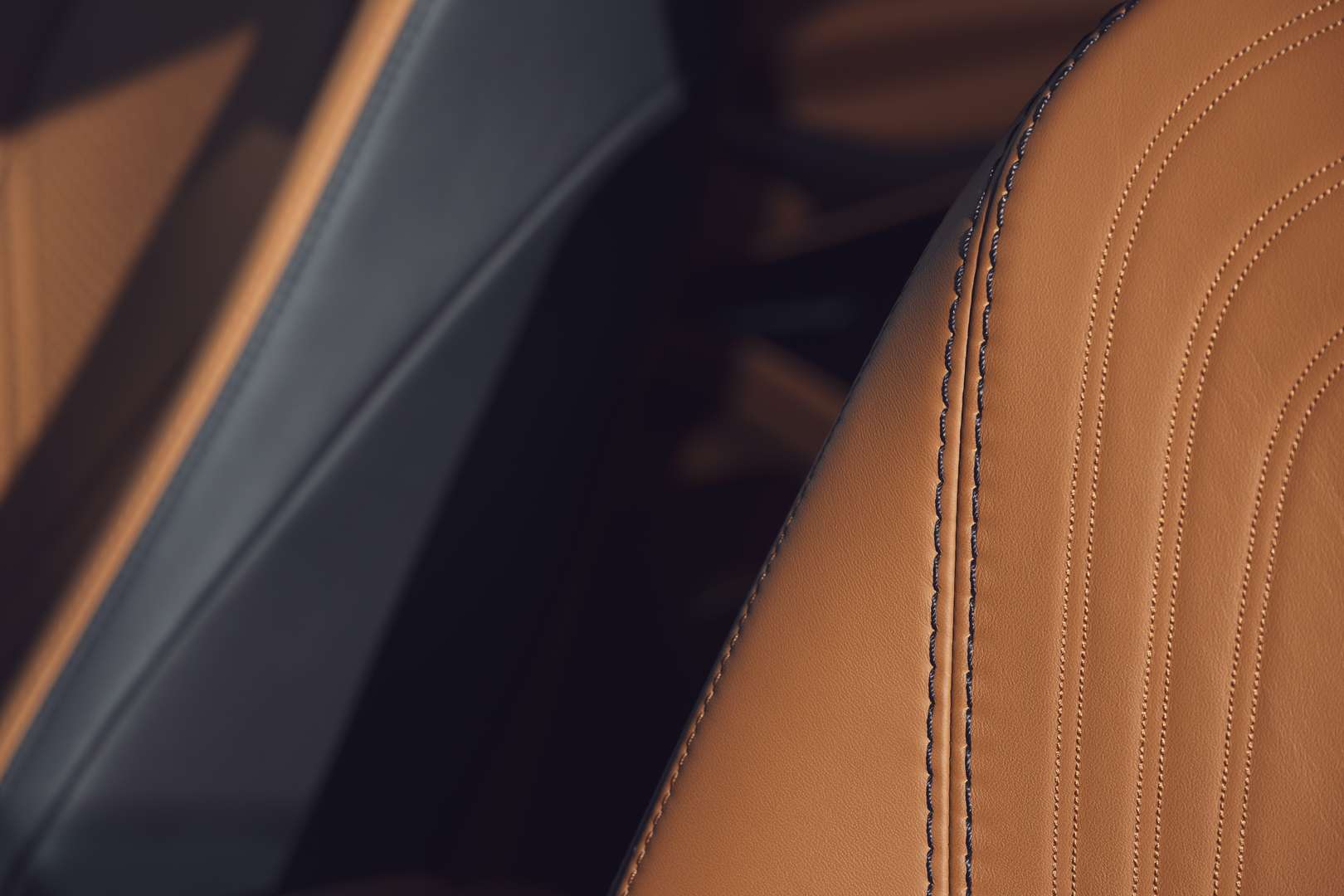 Aston Martin DBX - 2022 - Joinsteer - #19