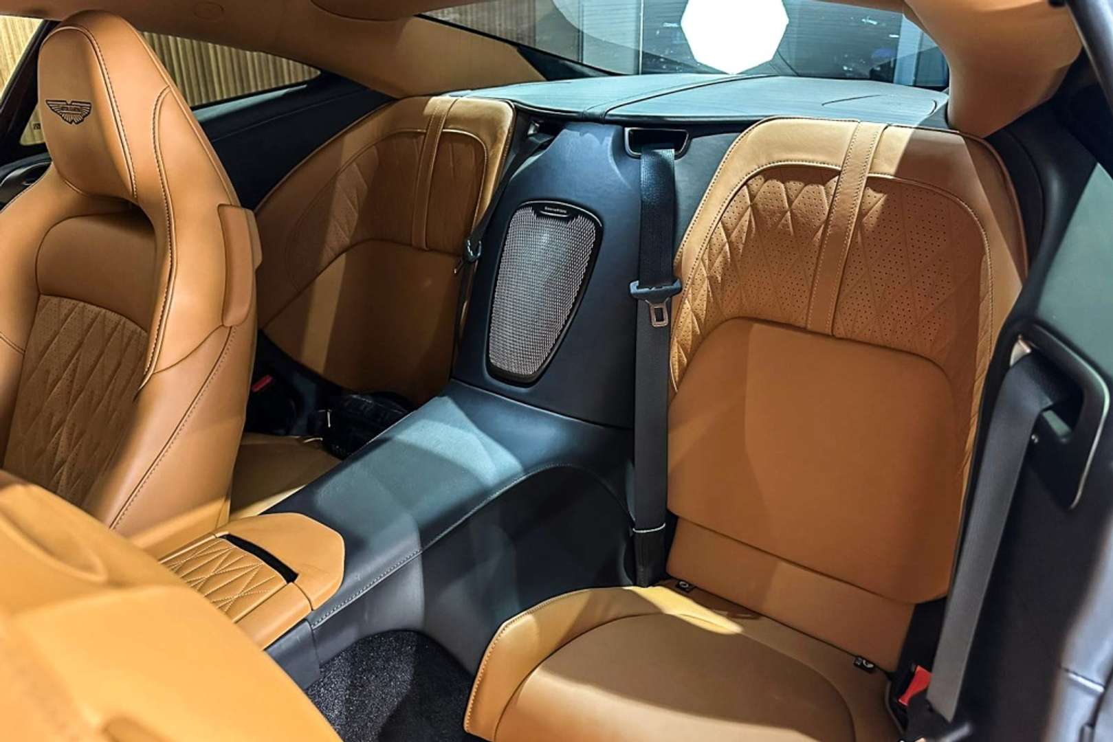 Aston Martin DB12 4.0 V8 - 2025 - Joinsteer - #36