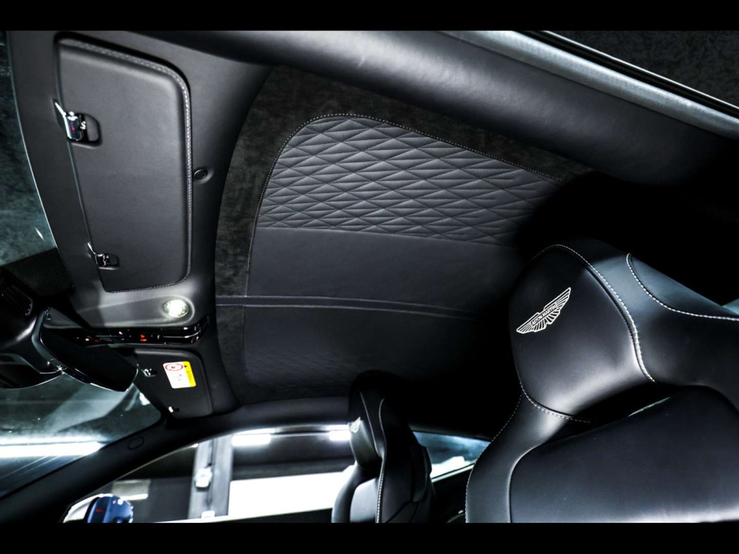 Aston Martin DB12 Coupé 4.0 V8 ALUMINITE - 2024 - Joinsteer - #20