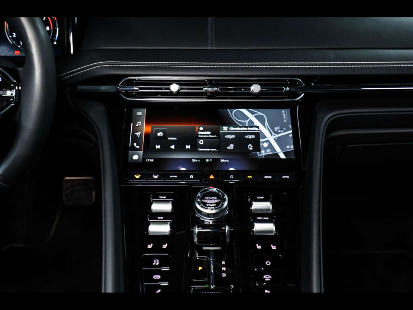 Aston Martin DB12 Coupé 4.0 V8 ALUMINITE - 2024 - Joinsteer - #22