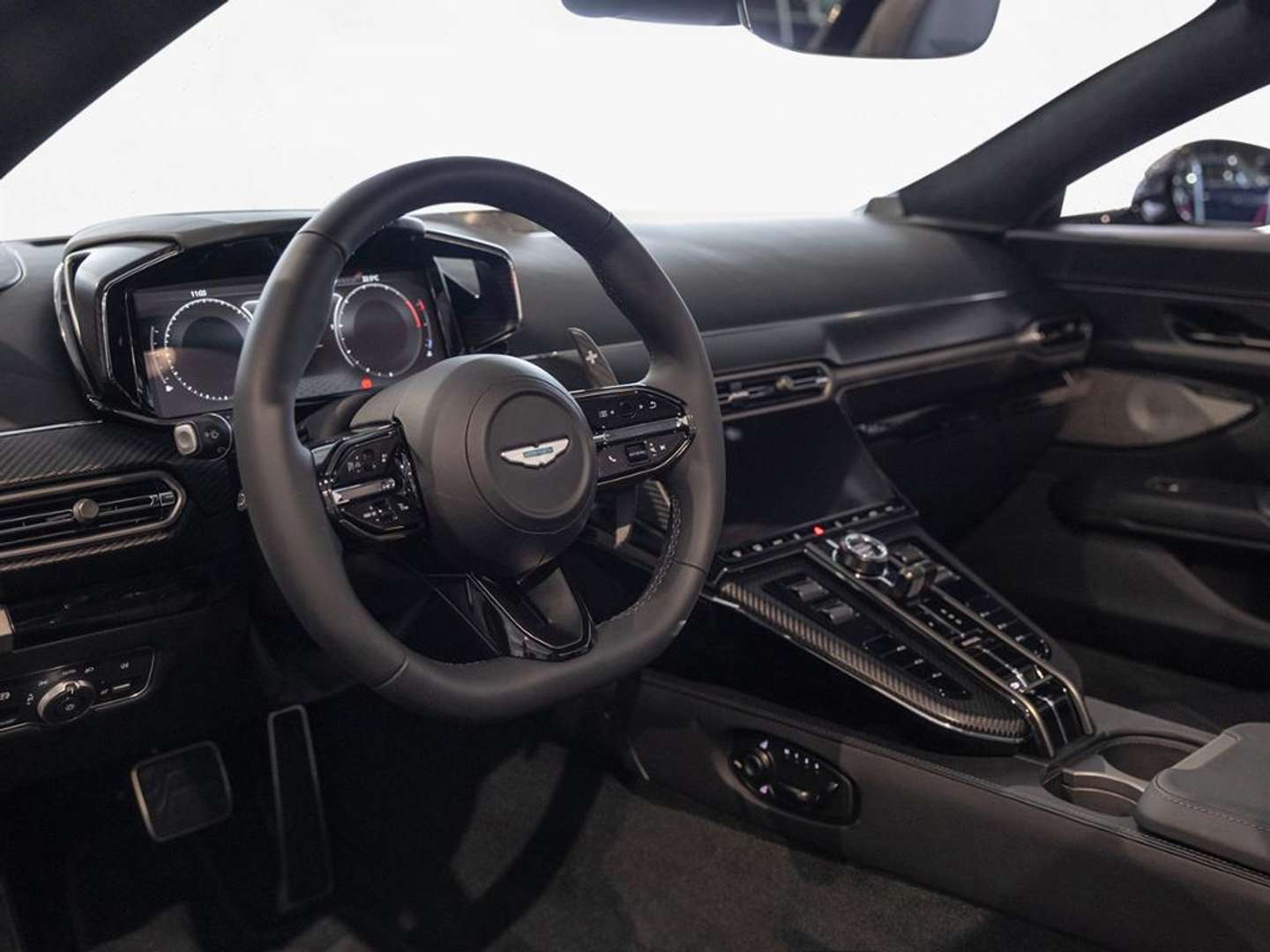 Aston Martin Vantage Roadster V8 - 2026 - Joinsteer - #12