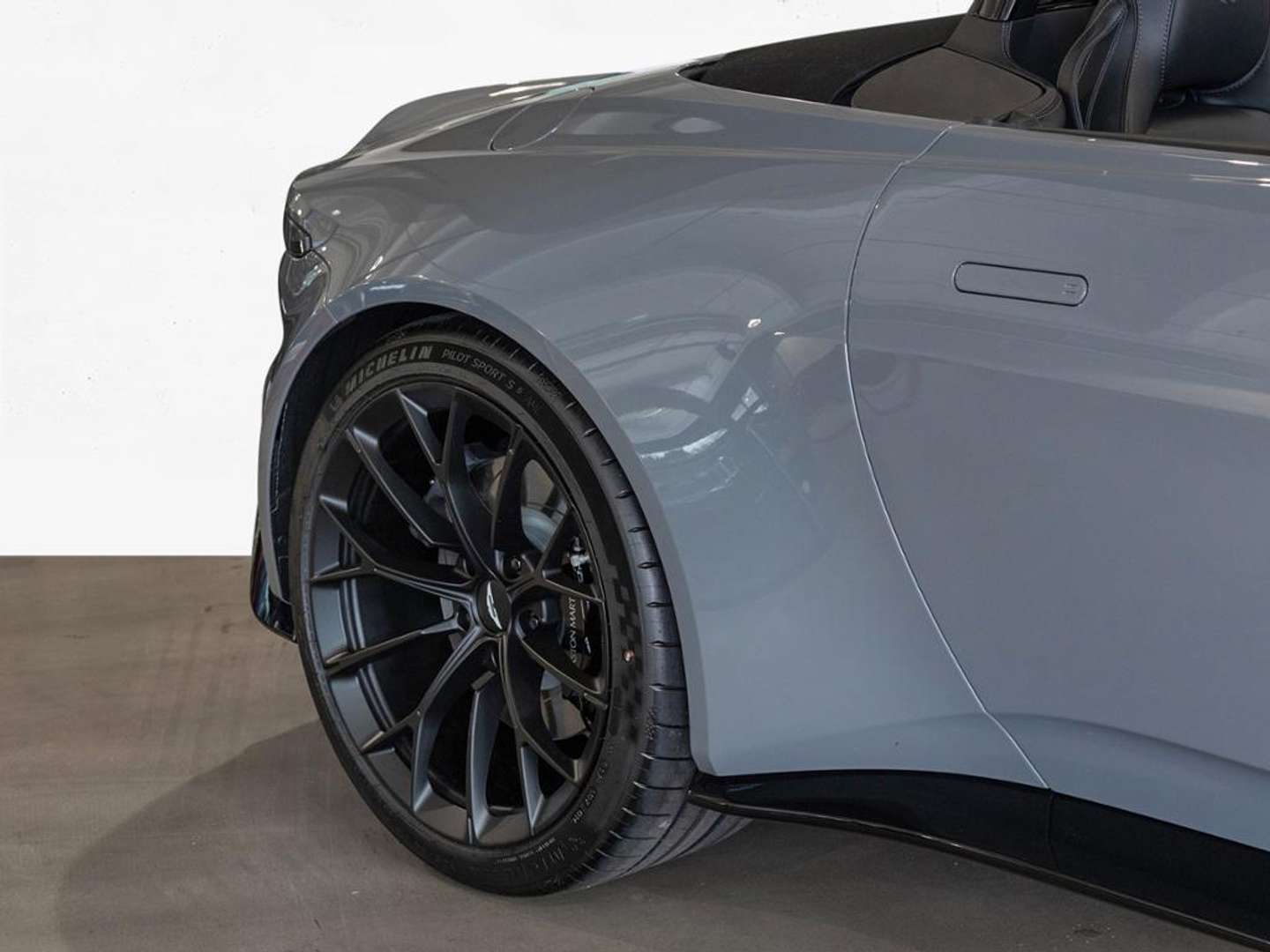 Aston Martin Vantage Roadster V8 - 2026 - Joinsteer - #24