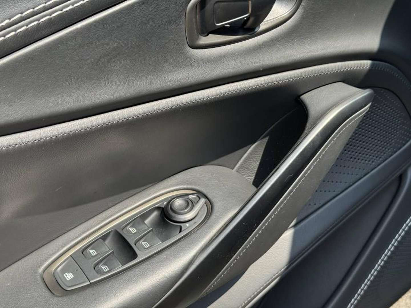 Aston Martin DBX 4.0 V8 Biturbo - 2020 - Joinsteer - #11