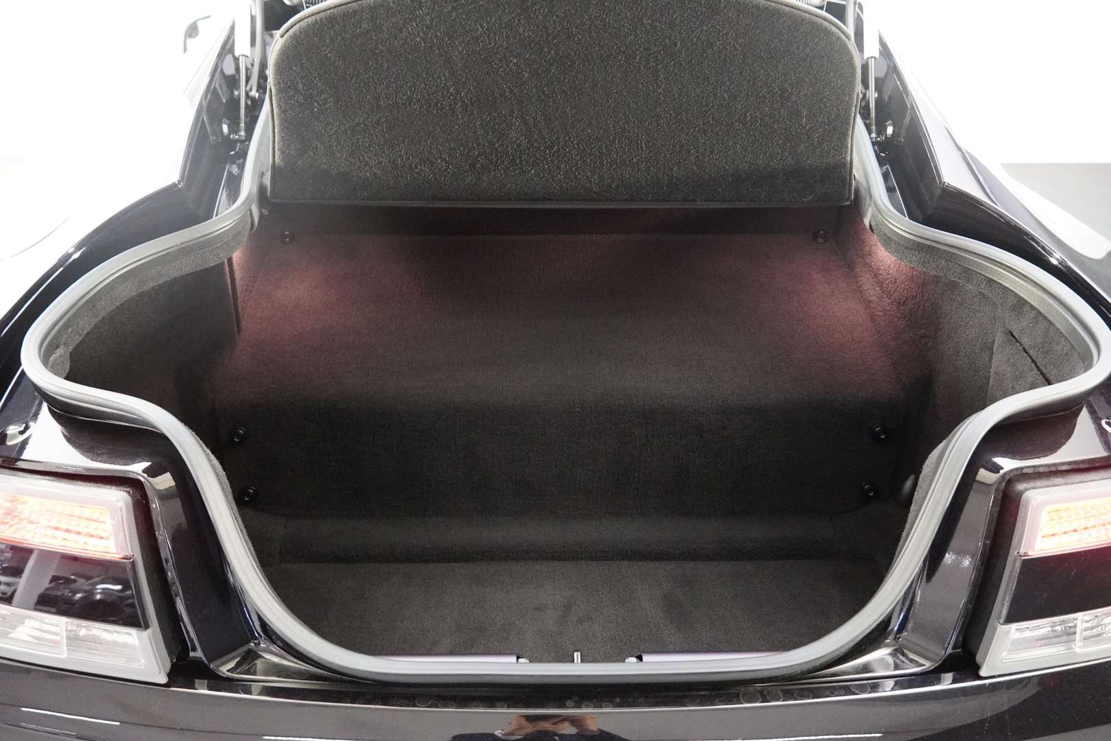 Aston Martin Vantage V12 - 2011 - Joinsteer - #11