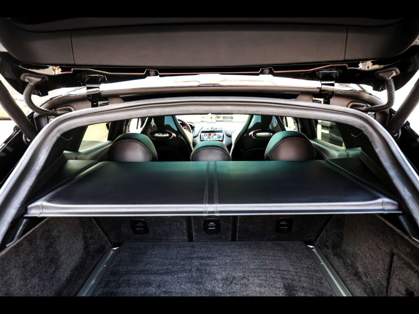 Aston Martin DBX 707 JET BLACK - 2025 - Joinsteer - #16