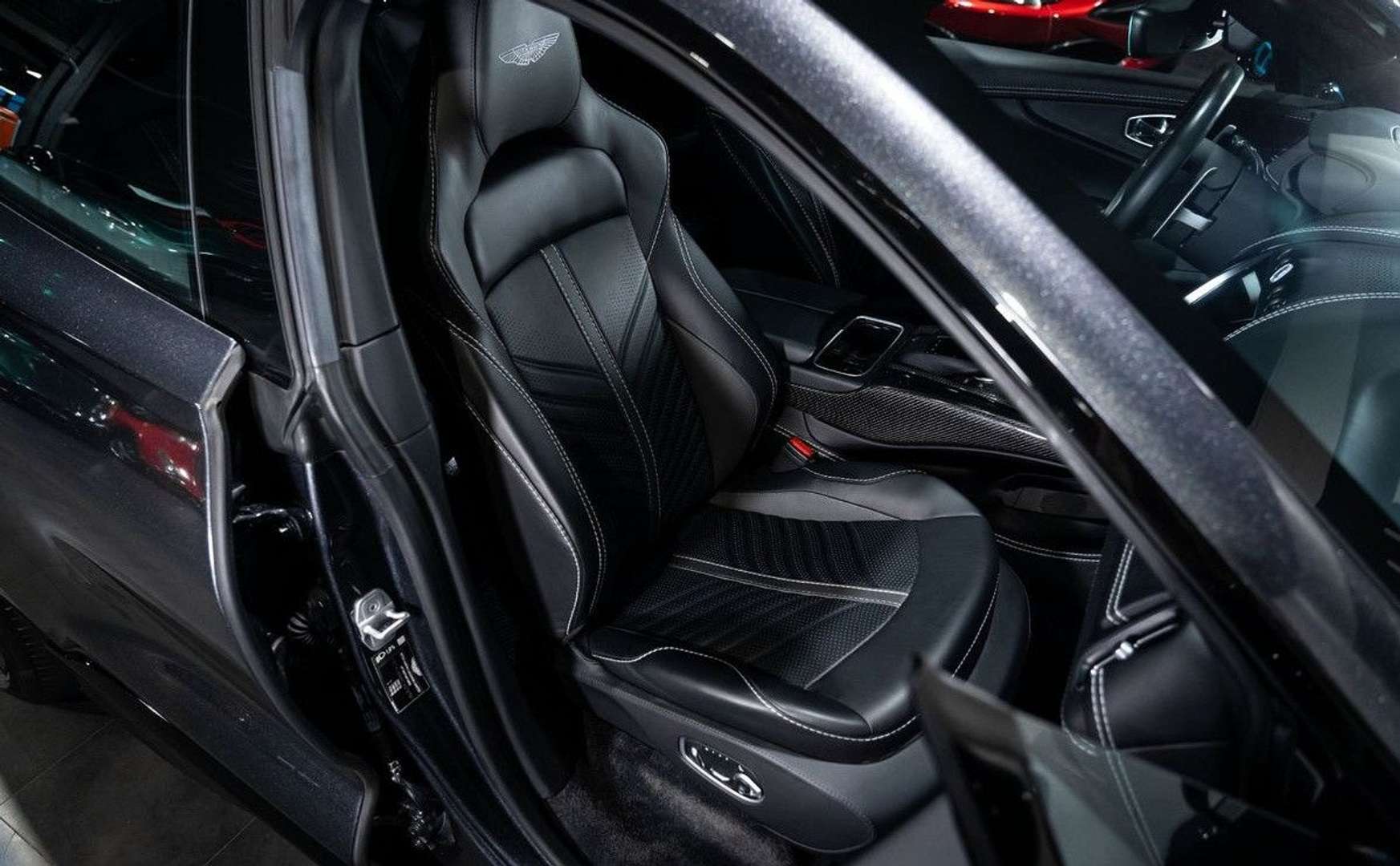 Aston Martin DBX 707 Black Pack - 2022 - Joinsteer - #11