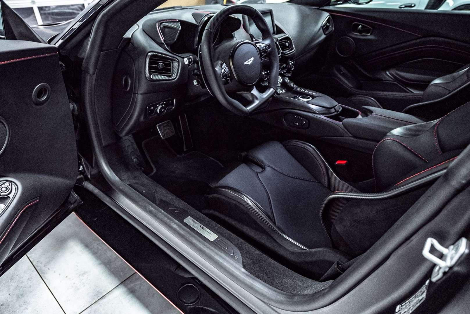 Aston Martin Vantage - 2022 - Joinsteer - #23