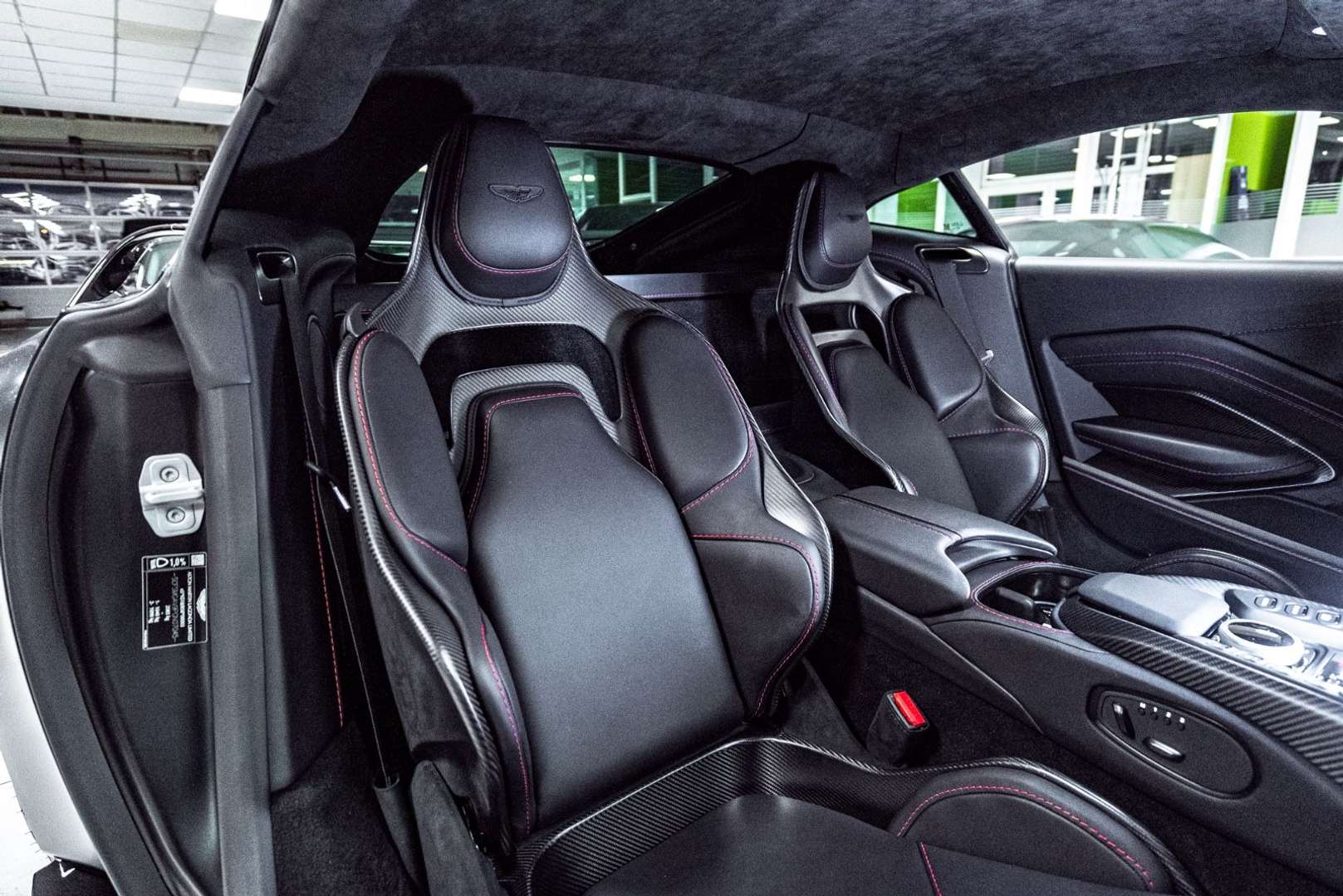 Aston Martin Vantage - 2022 - Joinsteer - #25