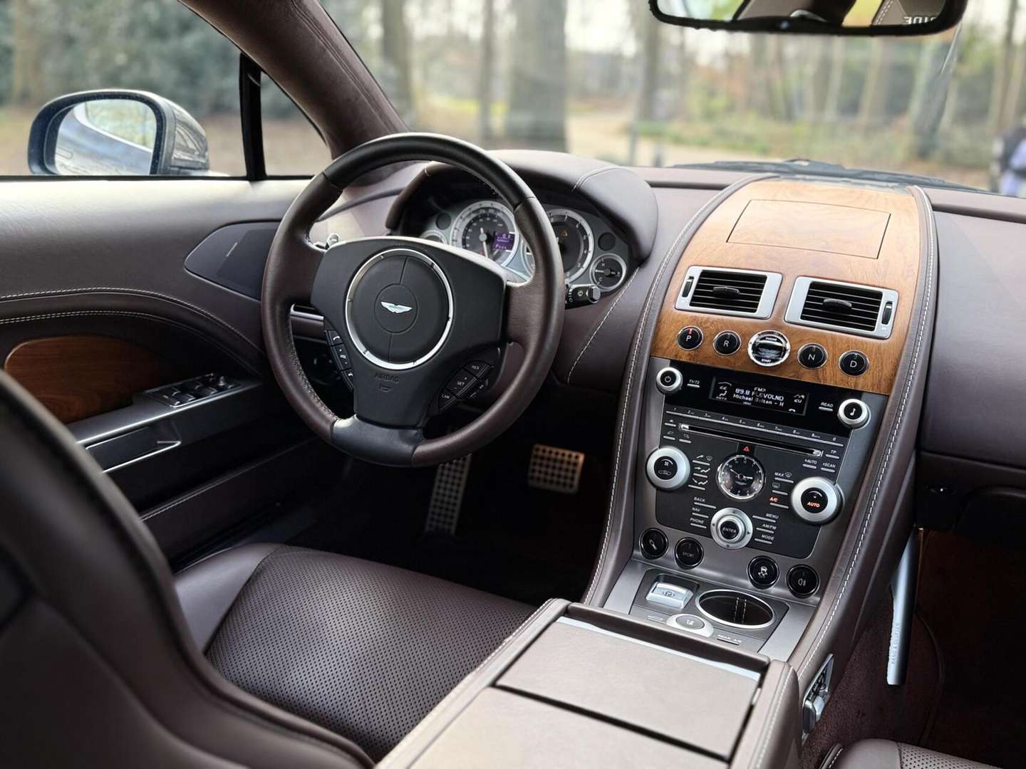 Aston Martin Rapide 6.0 V12 Luxe - 2011 - Joinsteer - #4