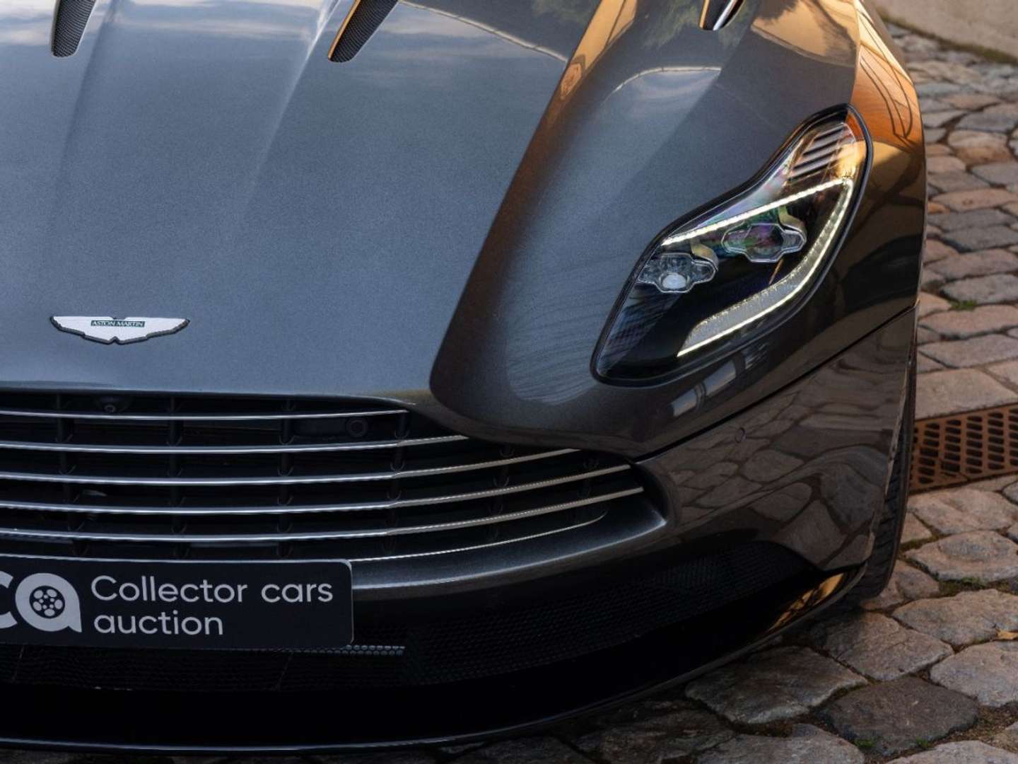 Aston Martin DB11 V12 Launch Edition - 2017 - Joinsteer - #10