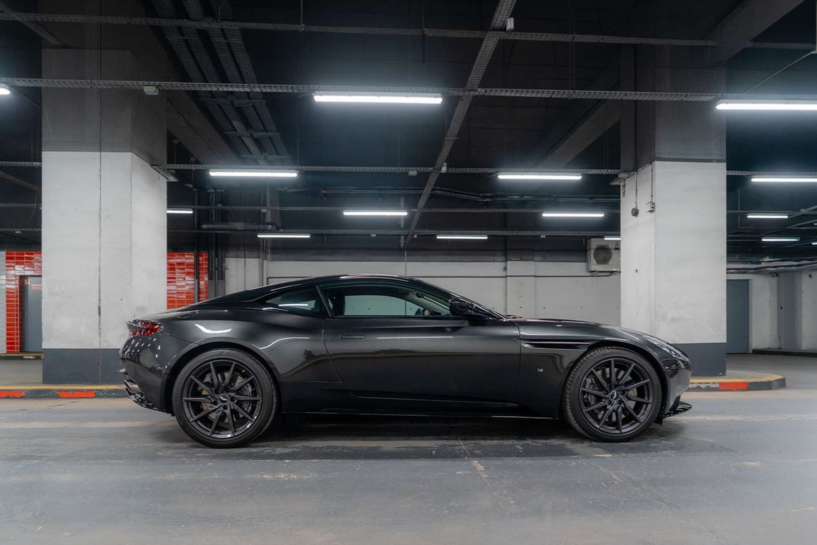 Aston Martin DB11 V12 5.2 - 2017 - Joinsteer - #2