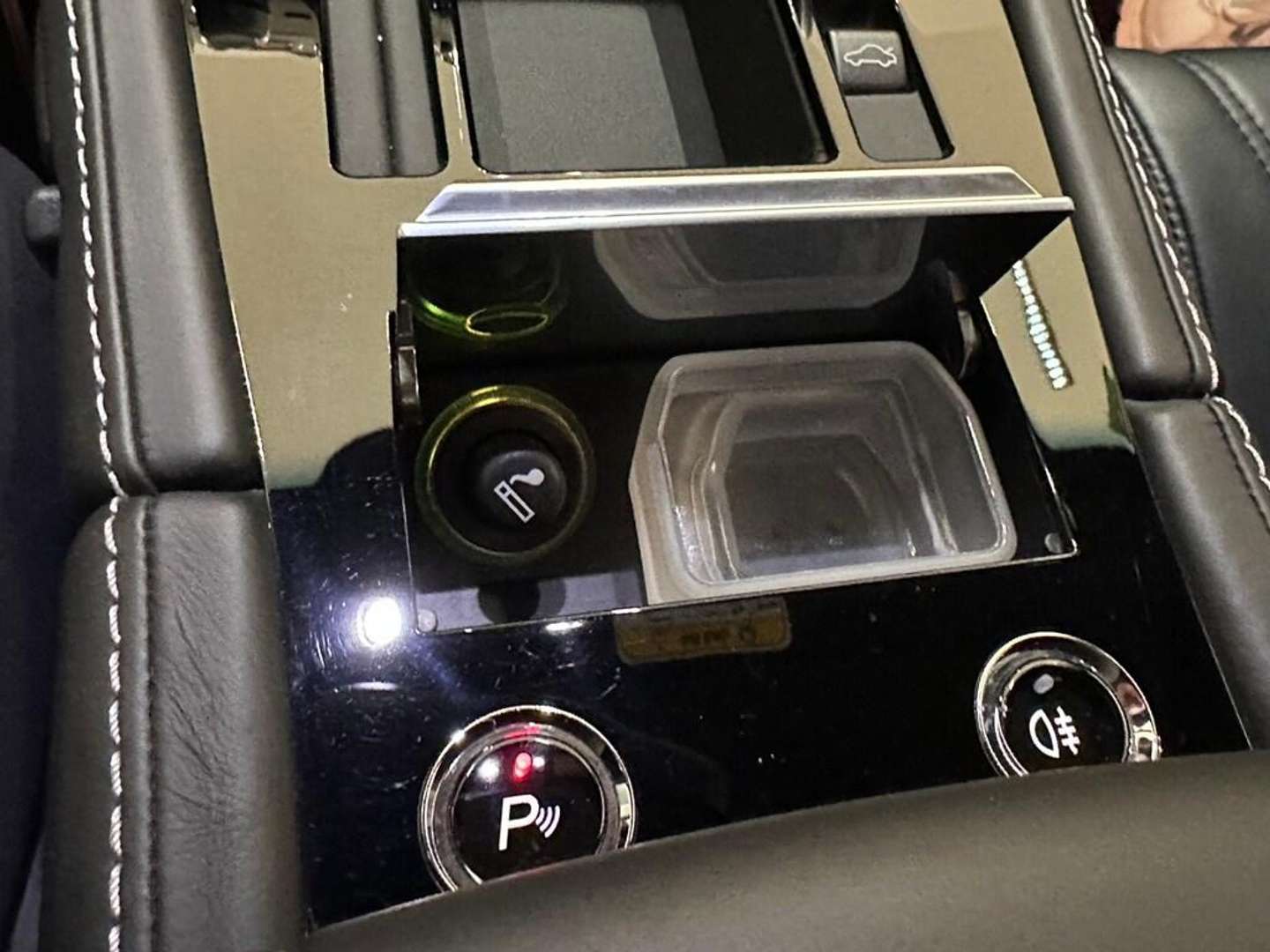 Aston Martin DBS Coupé 6.0 - 2010 - Joinsteer - #10