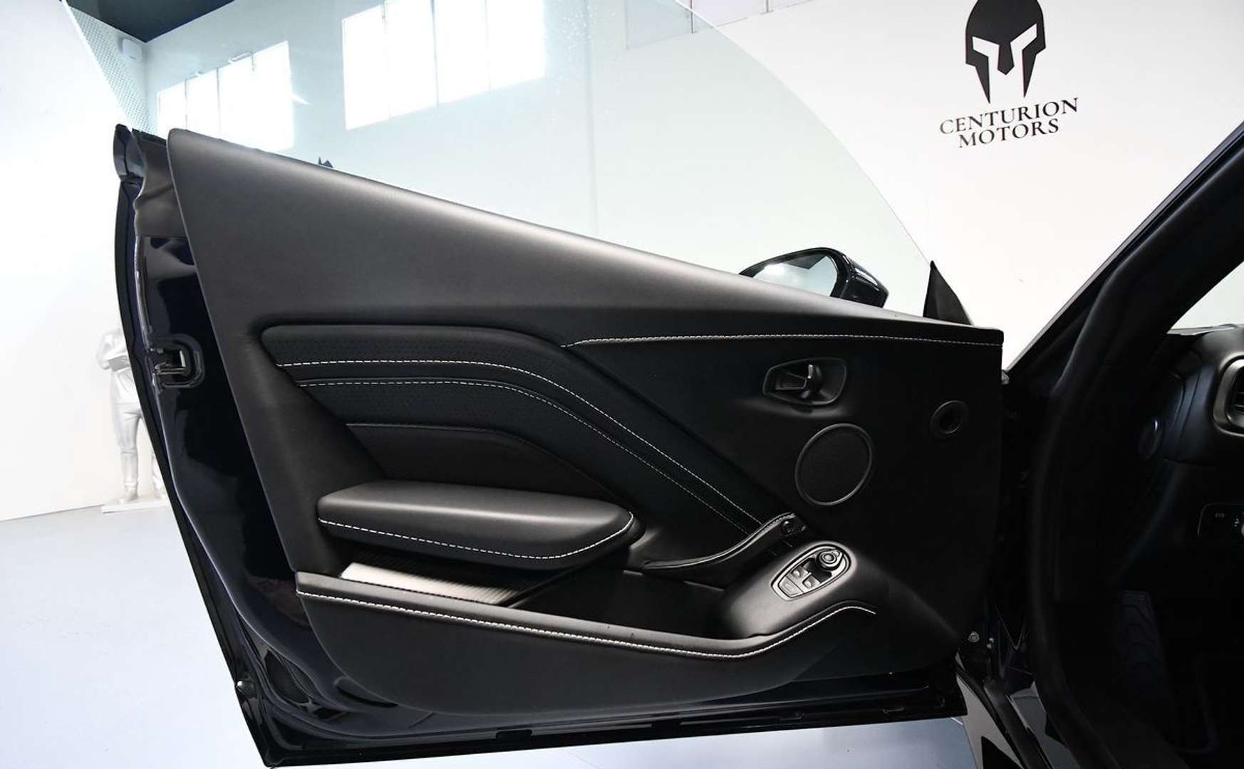 Aston Martin V8 - 2021 - Joinsteer - #8