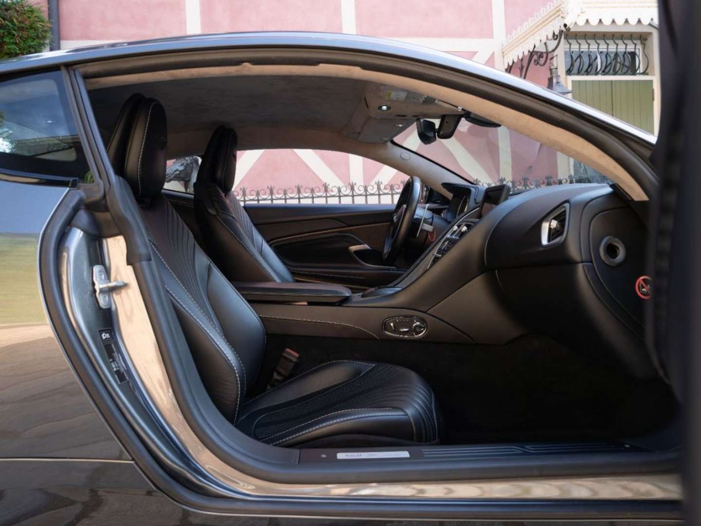 Aston Martin DB11 V12 Launch Edition - 2017 - Joinsteer - #23