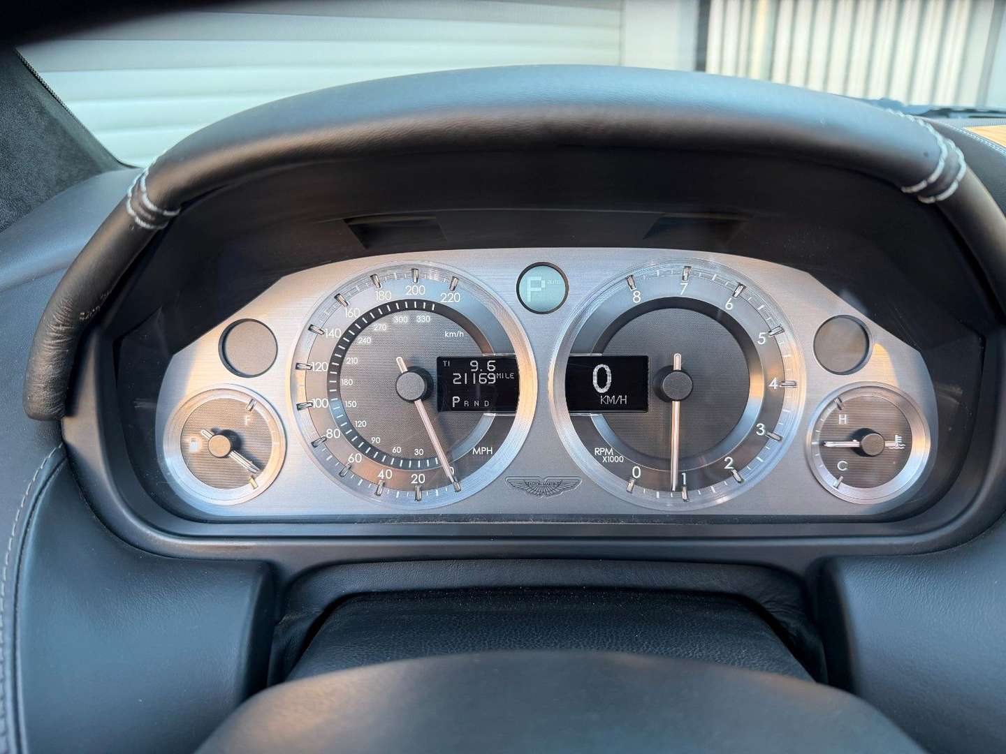 Aston Martin DB9 Volante 5.9 Touchtronic - 2006 - Joinsteer - #13