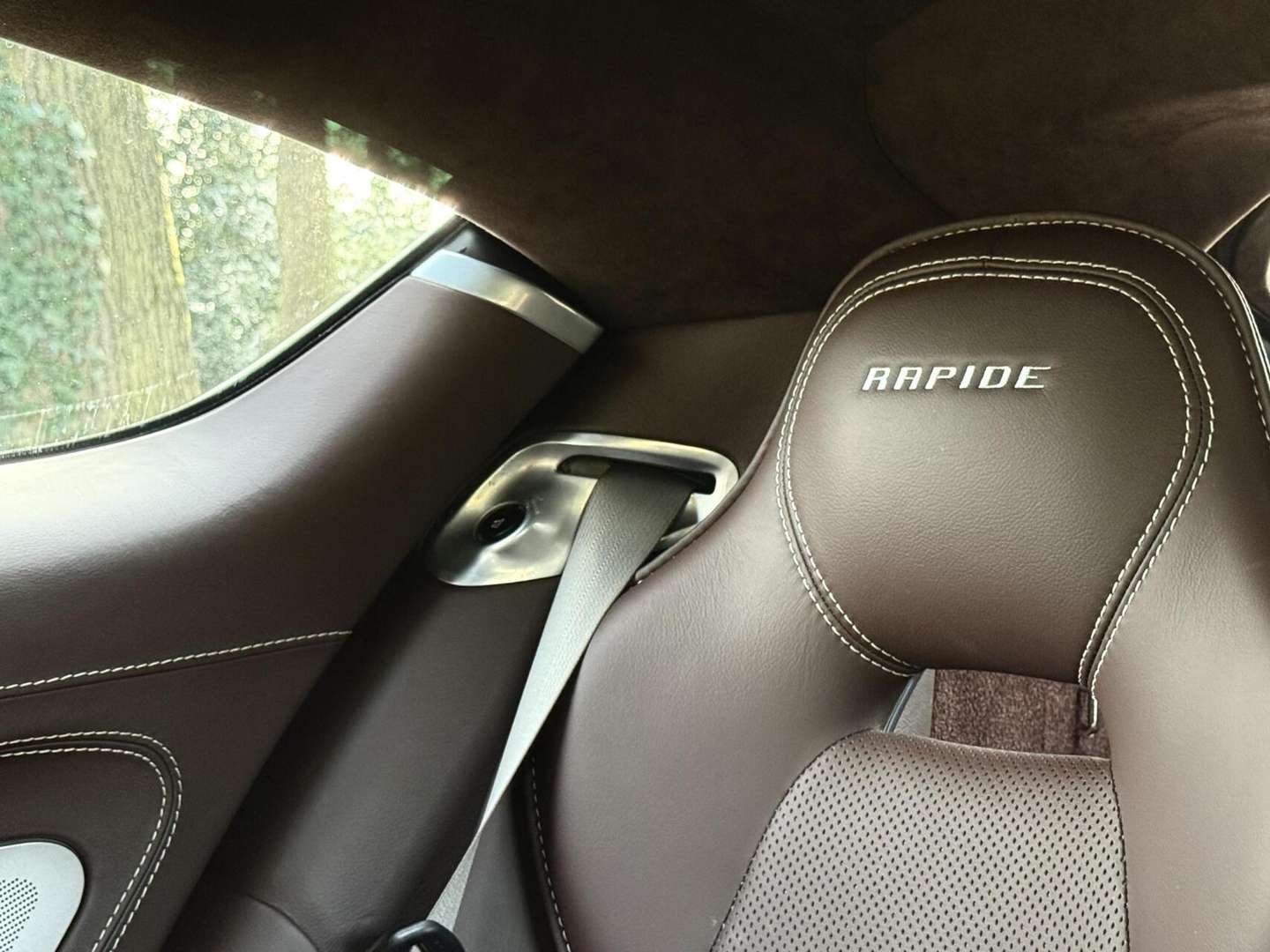 Aston Martin Rapide 6.0 V12 Luxe - 2011 - Joinsteer - #25
