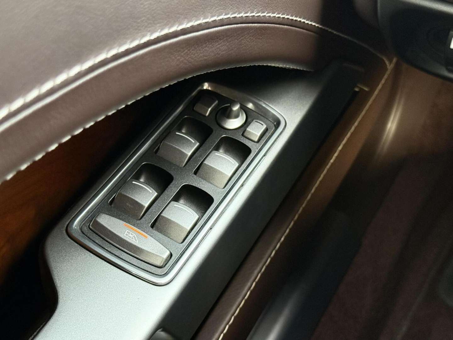 Aston Martin Rapide 6.0 V12 Luxe - 2011 - Joinsteer - #47