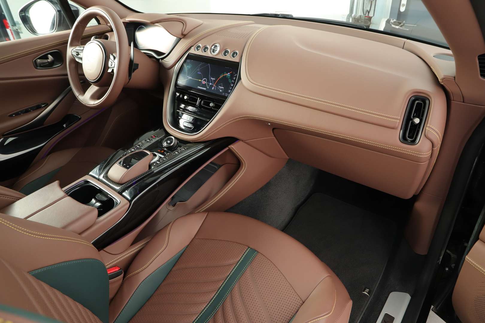 Aston Martin DBX 707 Leather - Q - 2024 - Joinsteer - #25