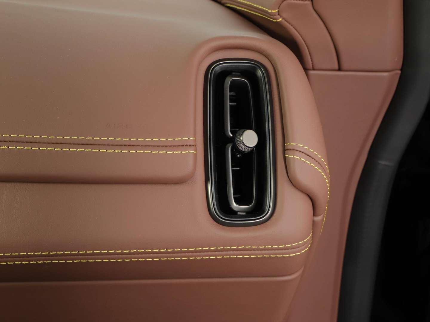 Aston Martin DBX 707 Leather - Q - 2024 - Joinsteer - #28