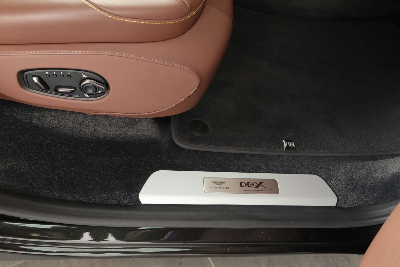 Aston Martin DBX 707 Leather - Q - 2024 - Joinsteer - #31
