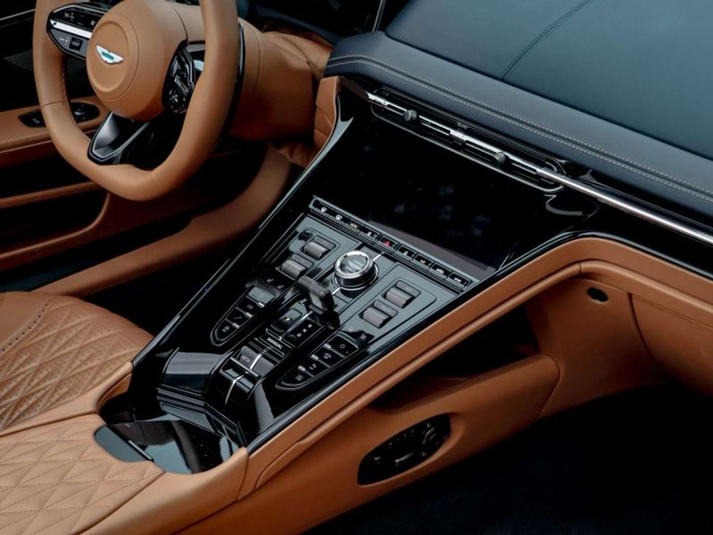 Aston Martin Volante V8 4.0 - 2025 - Joinsteer - #17