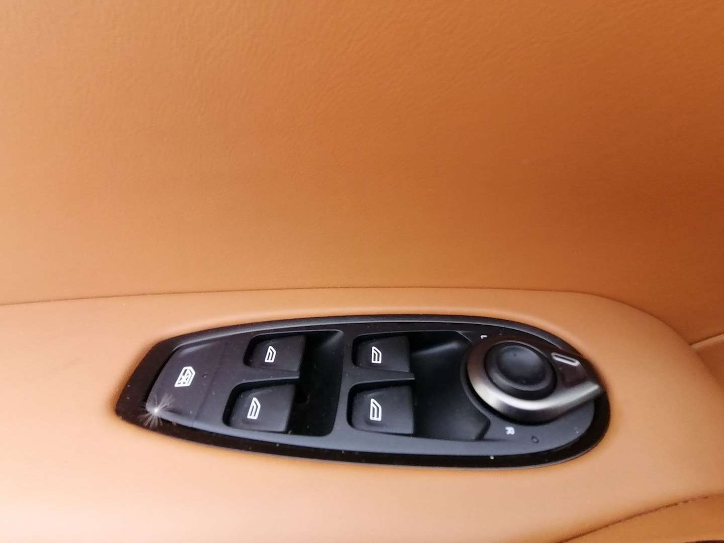 Aston Martin DBX Concours - 2022 - Joinsteer - #13