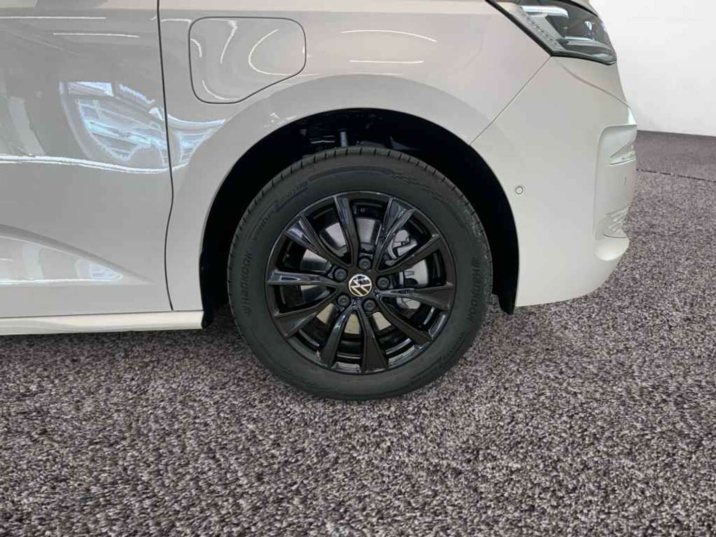 Volkswagen Multivan California Beach EHybrid - 2026 - Joinsteer - #3