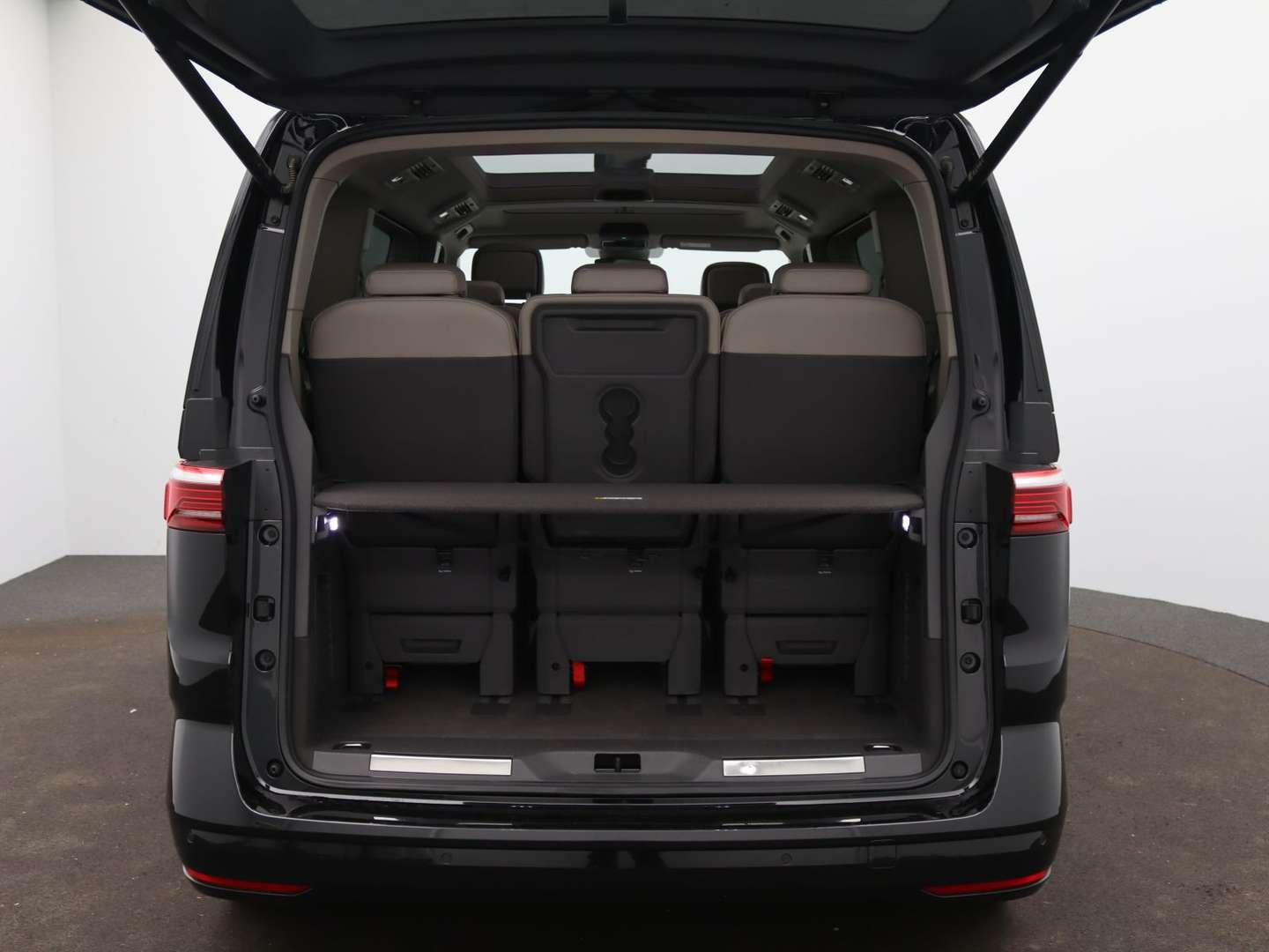 Volkswagen Multivan Hybrid Style - 2024 - Joinsteer - #7