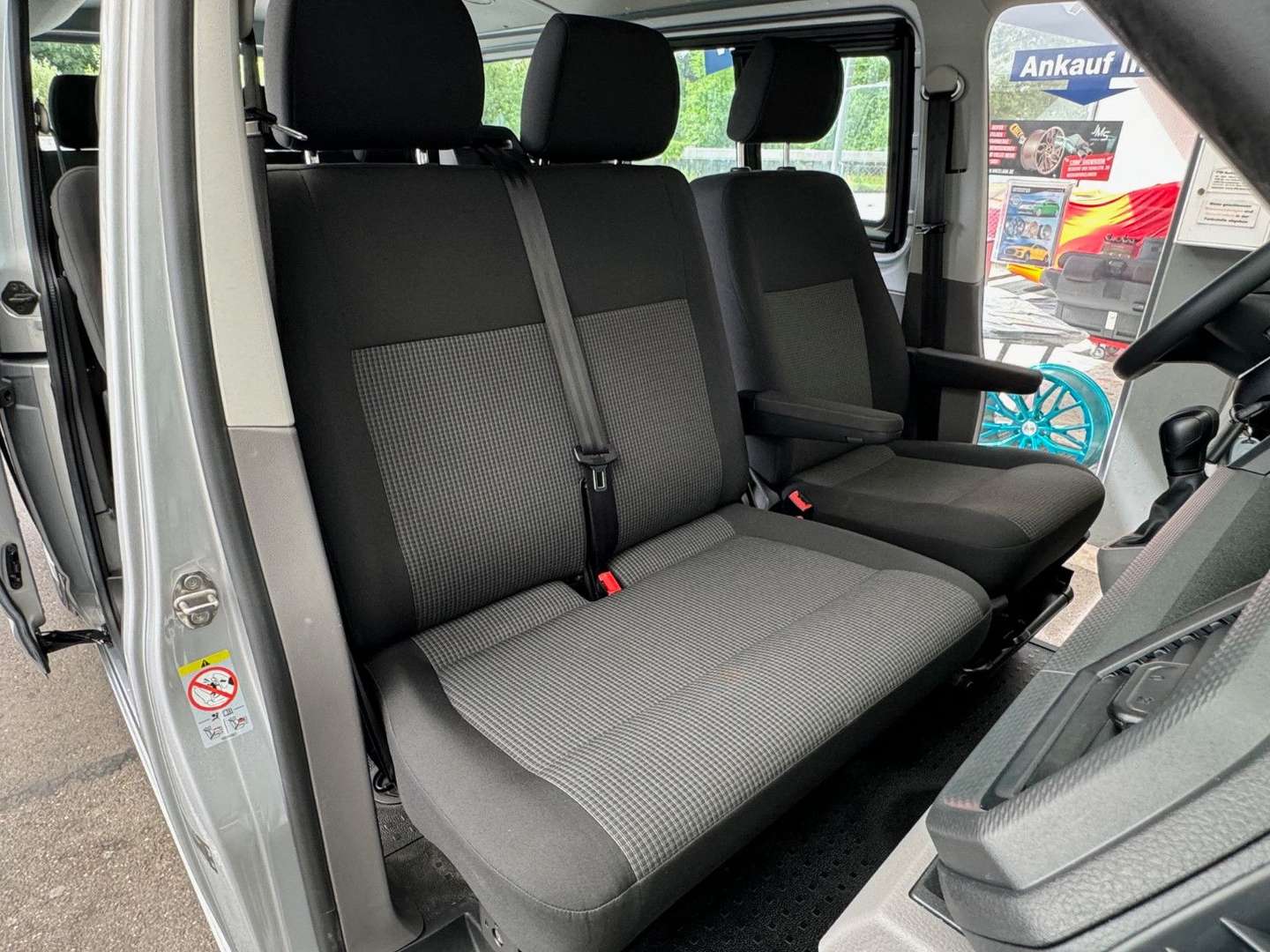 Volkswagen Transporter Kombi TDI - 2021 - Joinsteer - #8