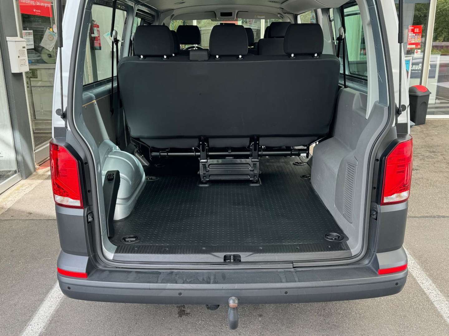 Volkswagen Transporter Kombi TDI - 2021 - Joinsteer - #11
