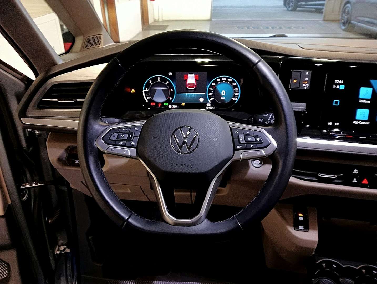 Volkswagen Multivan TDI - 2024 - Joinsteer - #28