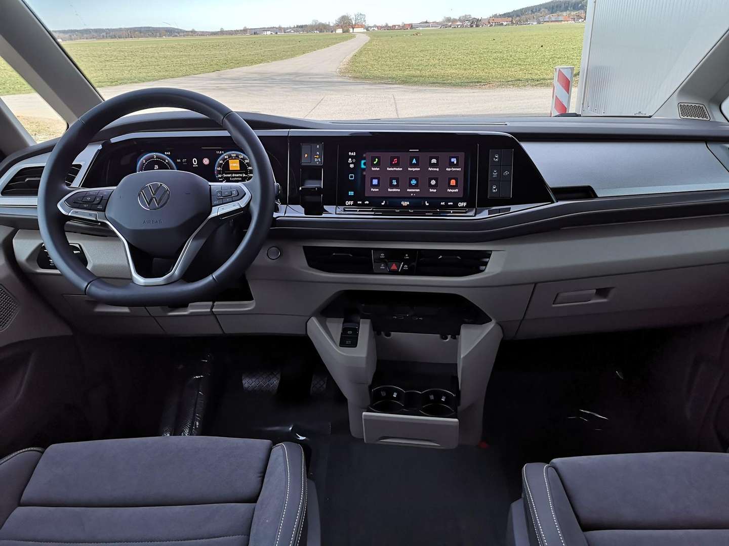 Volkswagen Multivan California Beach Camper TDI - 2025 - Joinsteer - #7