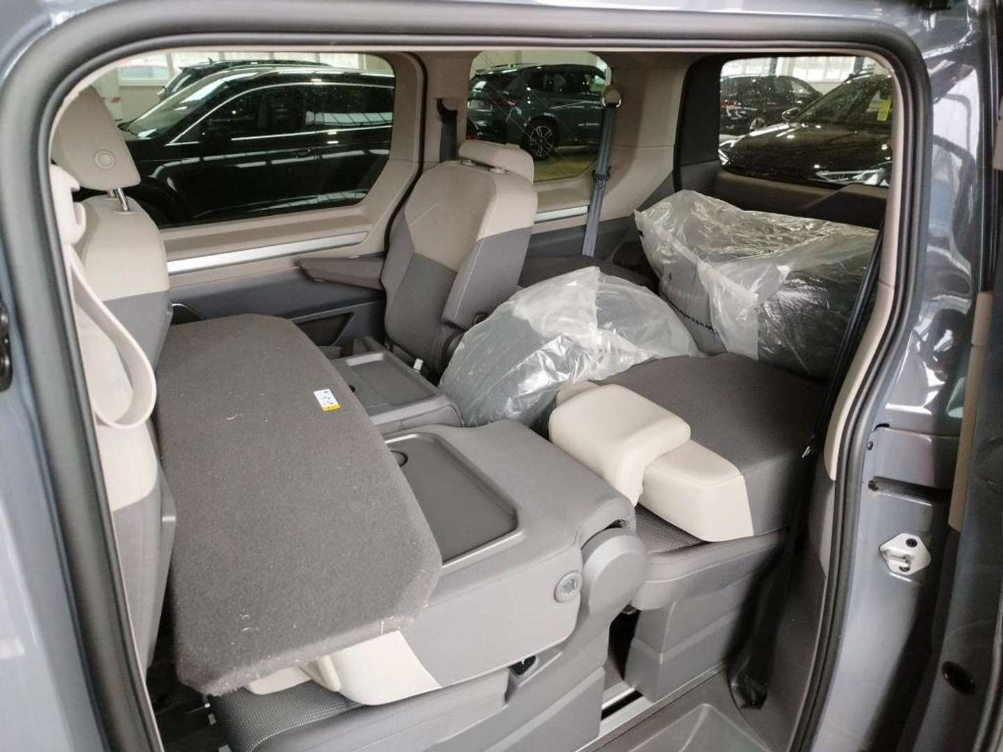 Volkswagen Multivan EHYBRID Edition - 2024 - Joinsteer - #8