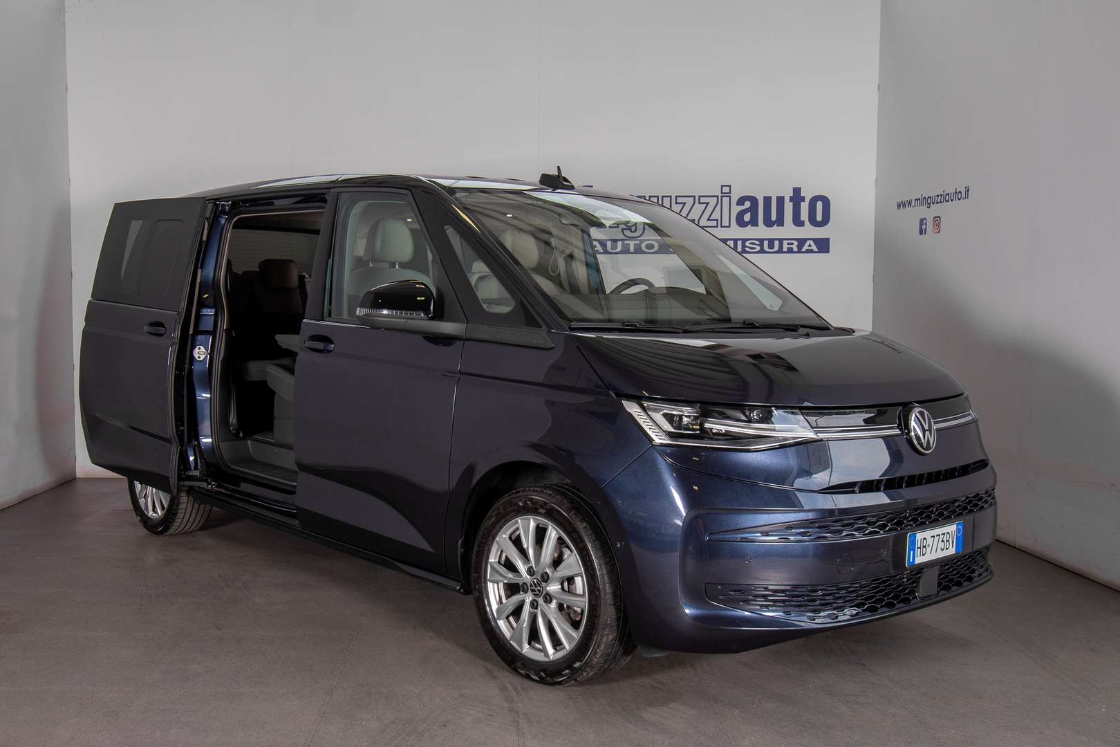Volkswagen Multivan TDI Life - 2025 - Joinsteer - #2
