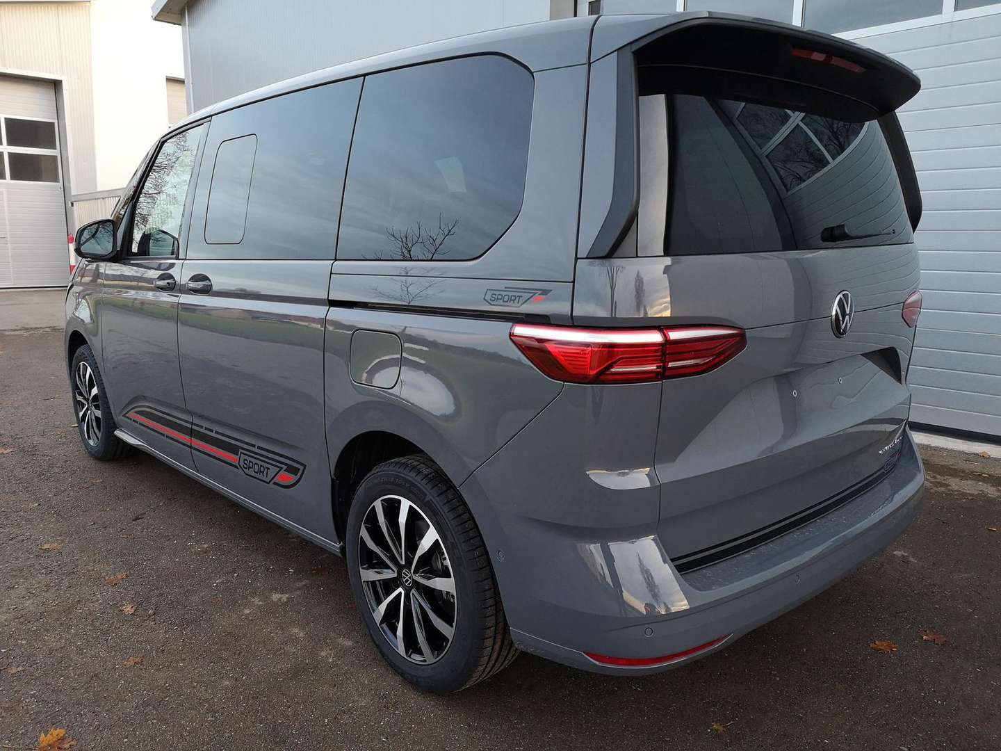 Volkswagen Multivan TDI Sport Edition - 2026 - Joinsteer - #2