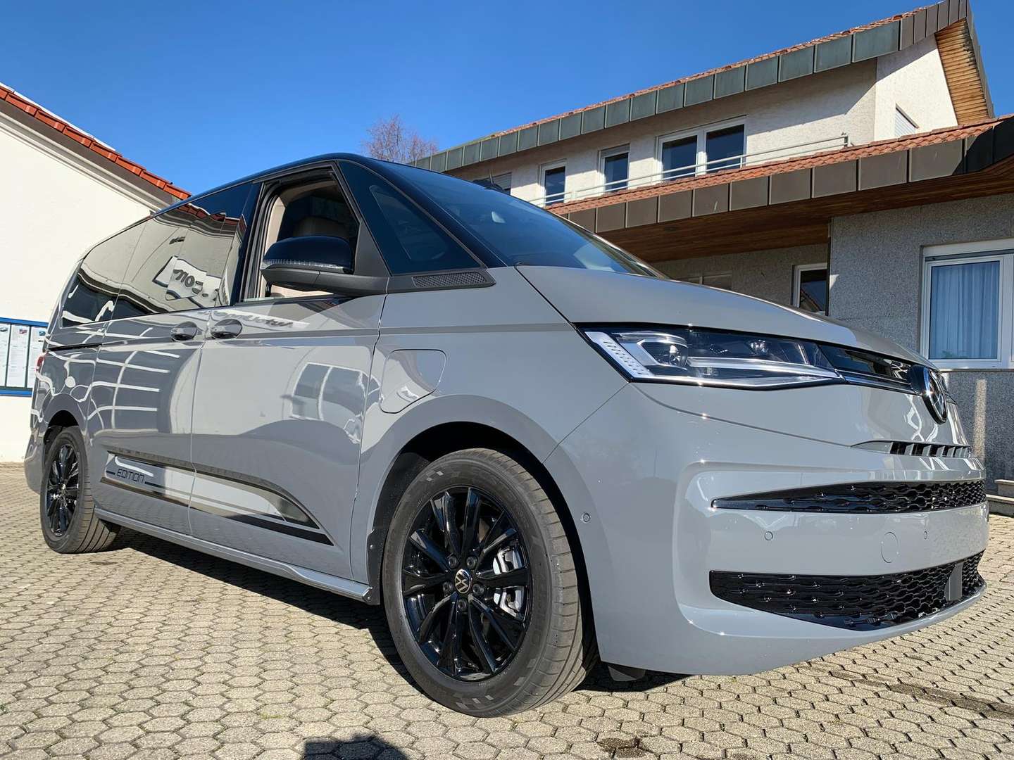 Volkswagen Multivan 4Motion EHybrid Edition - 2026 - Joinsteer - #3