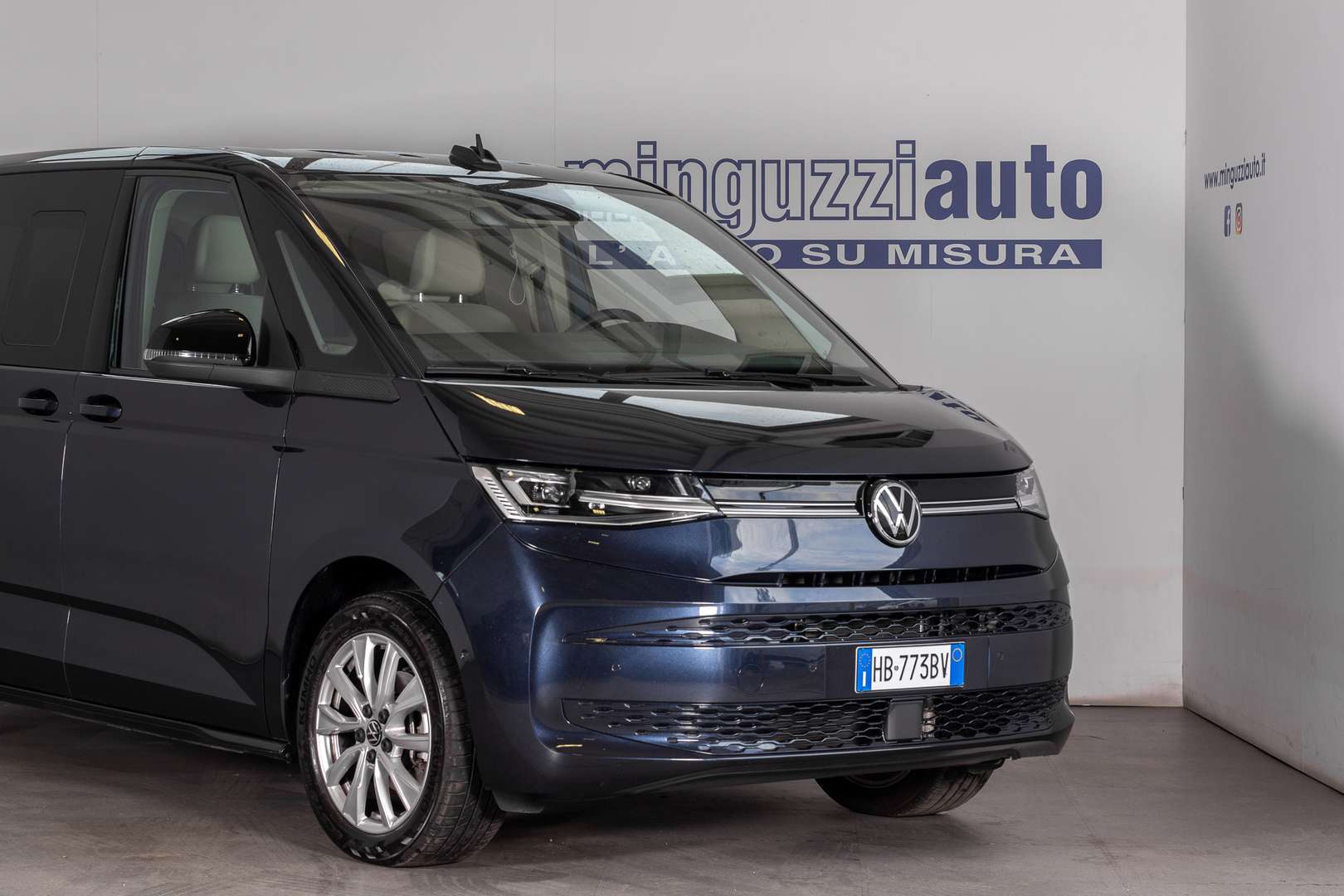 Volkswagen Multivan TDI Life - 2025 - Joinsteer - #3