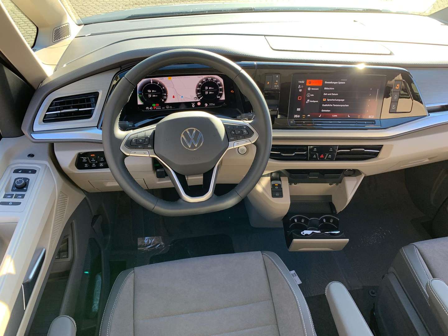 Volkswagen Multivan 4Motion EHybrid Edition - 2026 - Joinsteer - #4