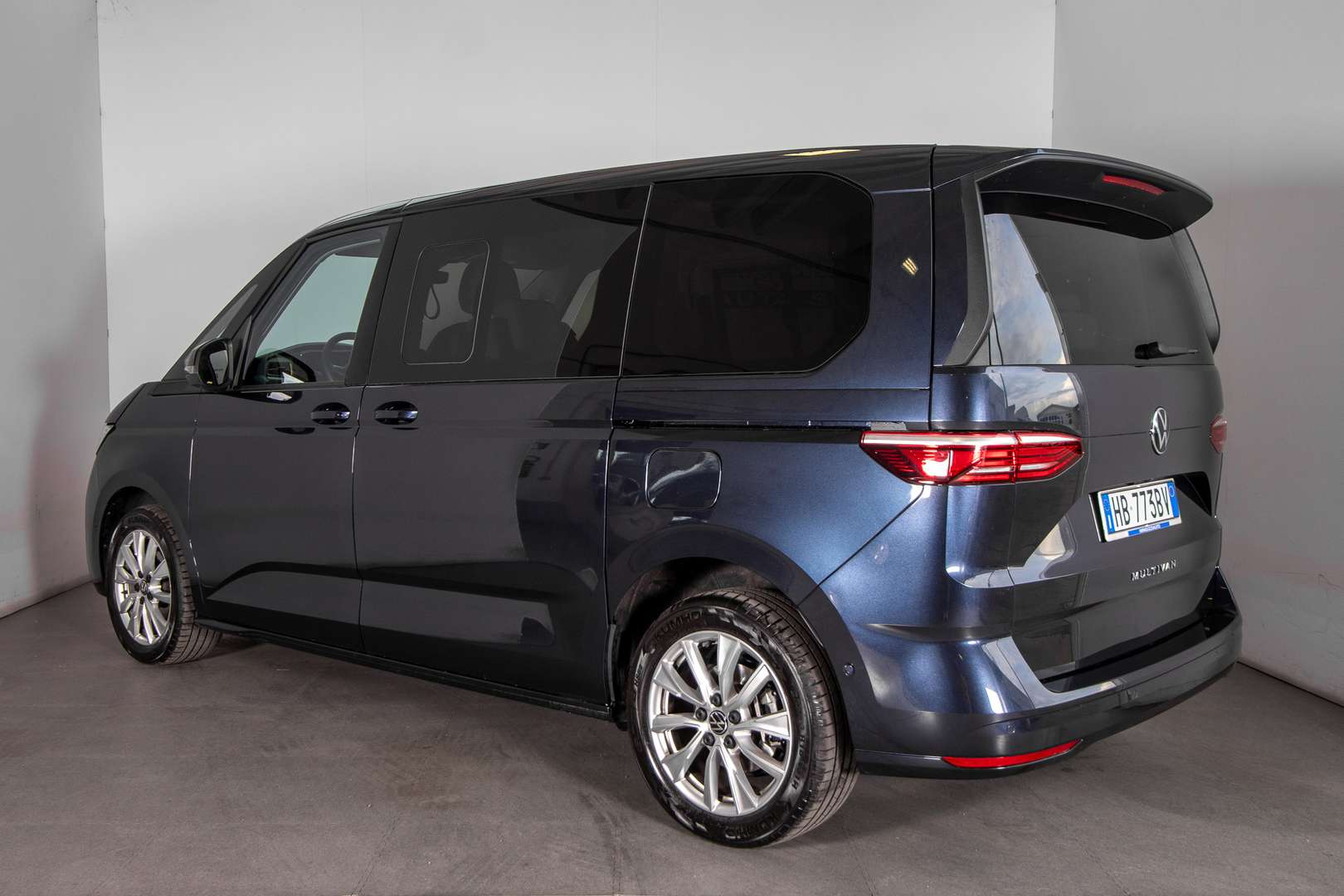 Volkswagen Multivan TDI Life - 2025 - Joinsteer - #5