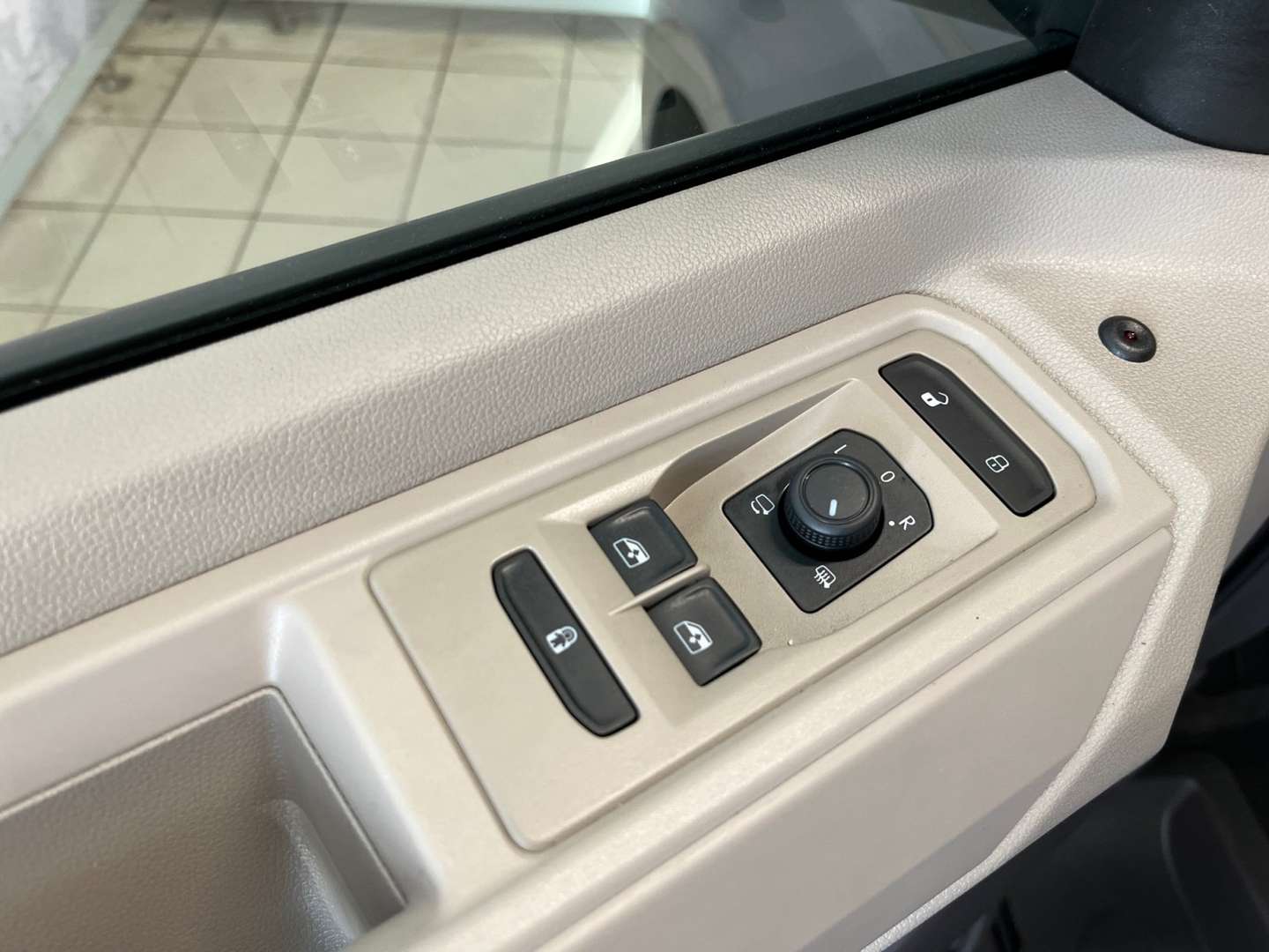 Volkswagen Multivan TDI - 2024 - Joinsteer - #15