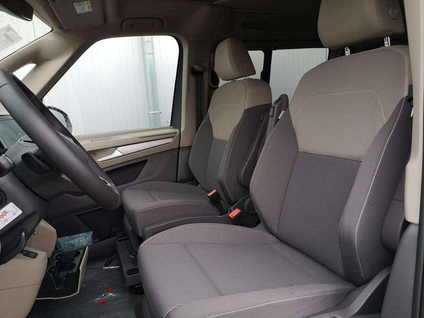 Volkswagen Multivan California Beach TDI - 2025 - Joinsteer - #9