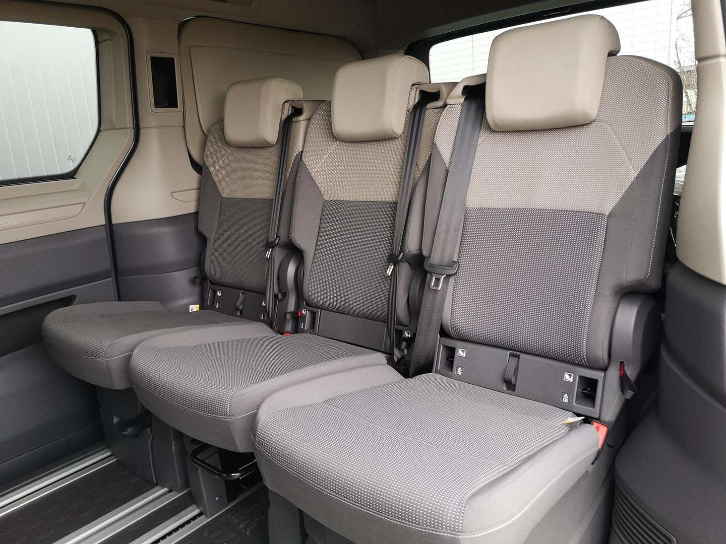 Volkswagen Multivan California Beach TDI - 2025 - Joinsteer - #10