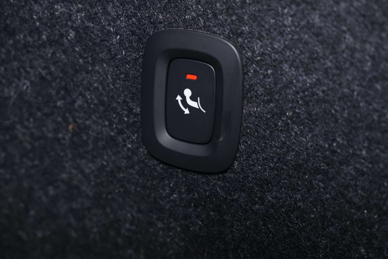 Volvo C40 Recharge Core - 2024 - Joinsteer - #18