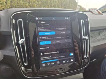 Volvo C40 Recharge PLUS — photo 21