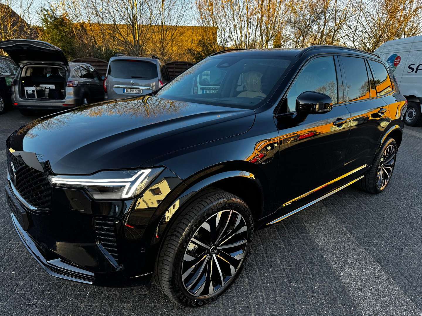 Volvo XC90 T8 Plus - 2025 - Joinsteer - #4