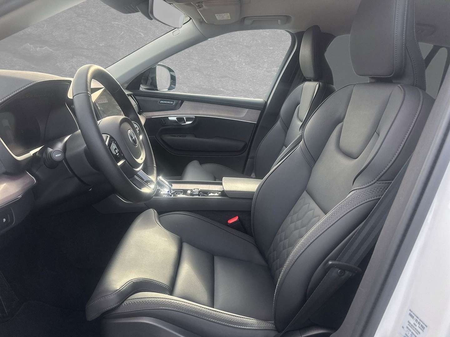 Volvo XC90 T8 Plus - 2025 - Joinsteer - #2